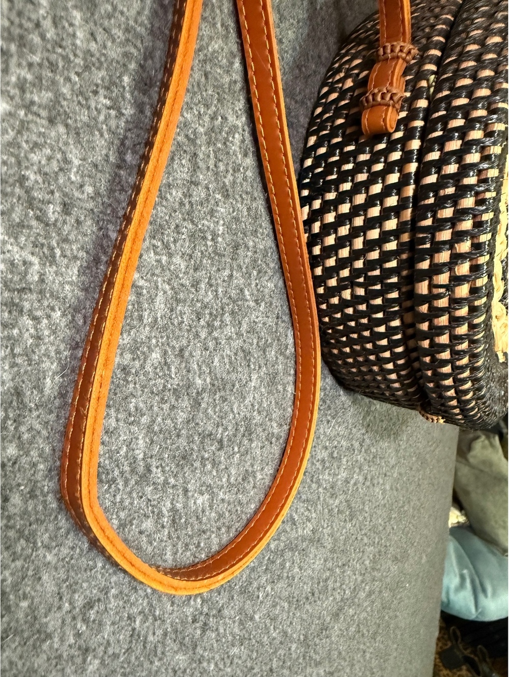 Round multicolor Rattan Handbag - Picture 6 of 11